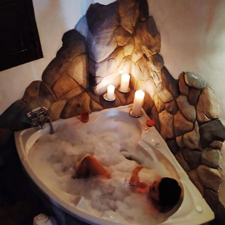 El Escondite De Martina, Casa Rural Romantica Setenil De Las Bodegas المظهر الخارجي الصورة